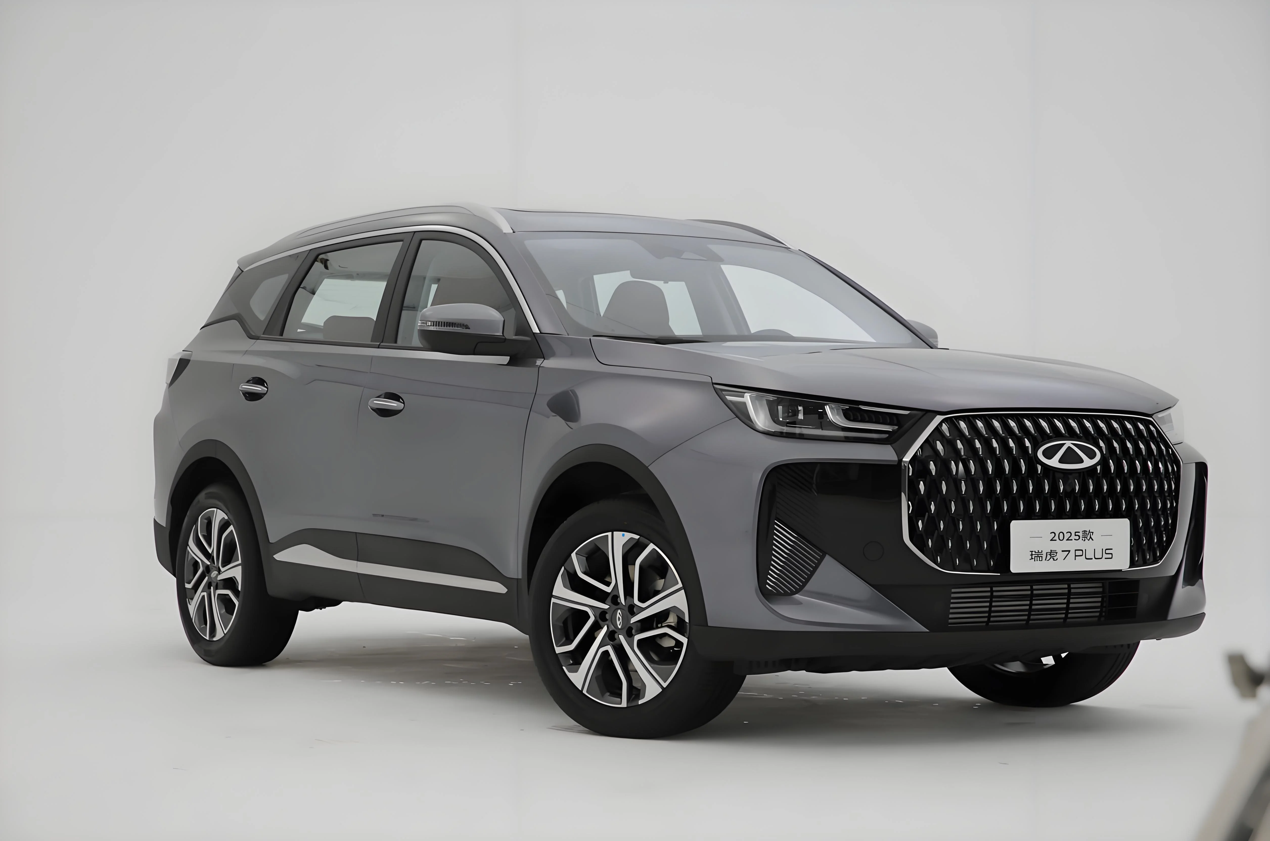 Китайский новый автомобиль 2025 Chery Tiggo 7 plus Comfort Edition 1 6 TGDI-7DCT механическая коробка передач Awd кожа R18 Euro Vi