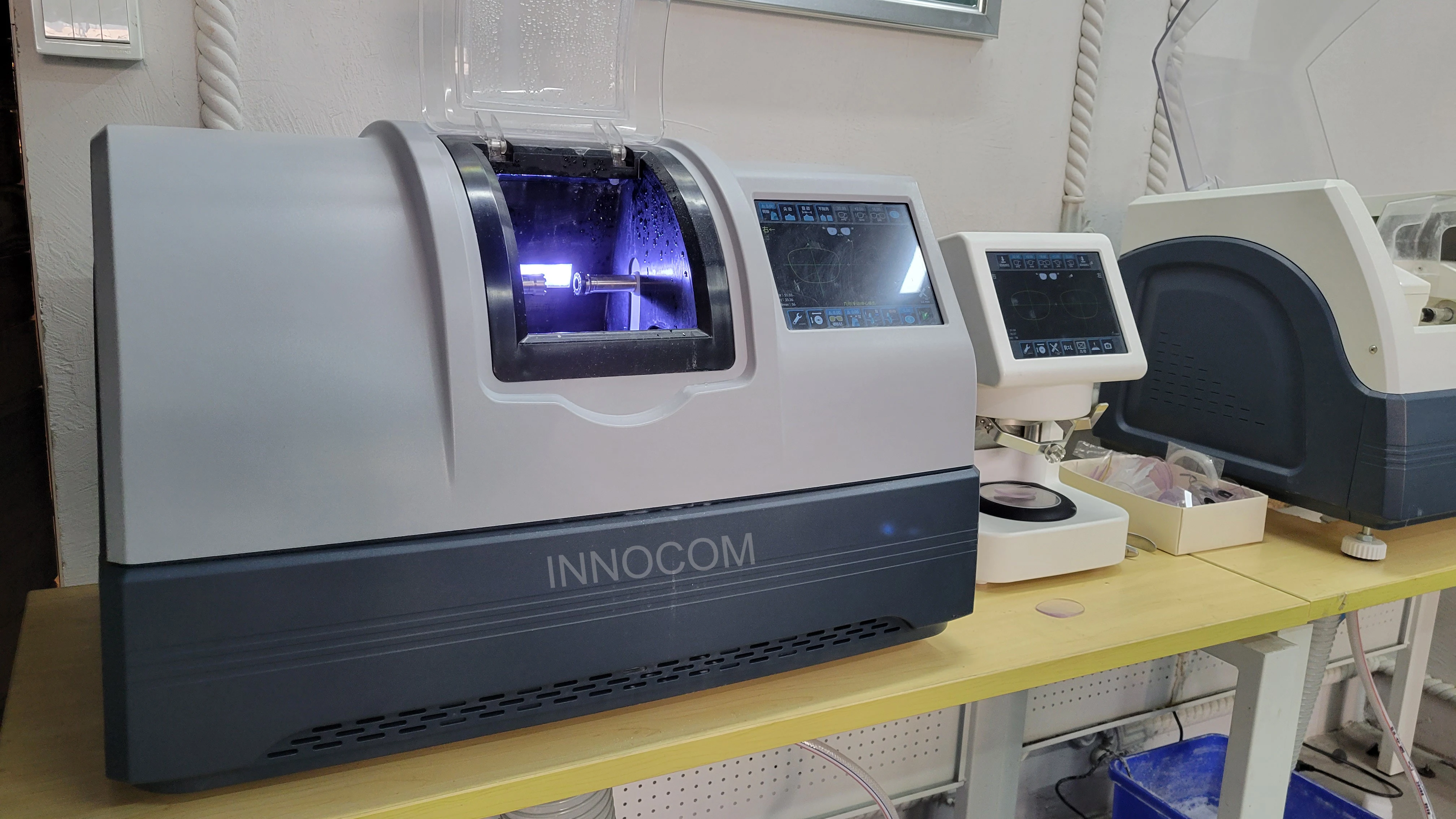 High-Precision 2D Patternless Lens Edger Optical Scanner Metal Construction Visual Acuity Examination Apparatus