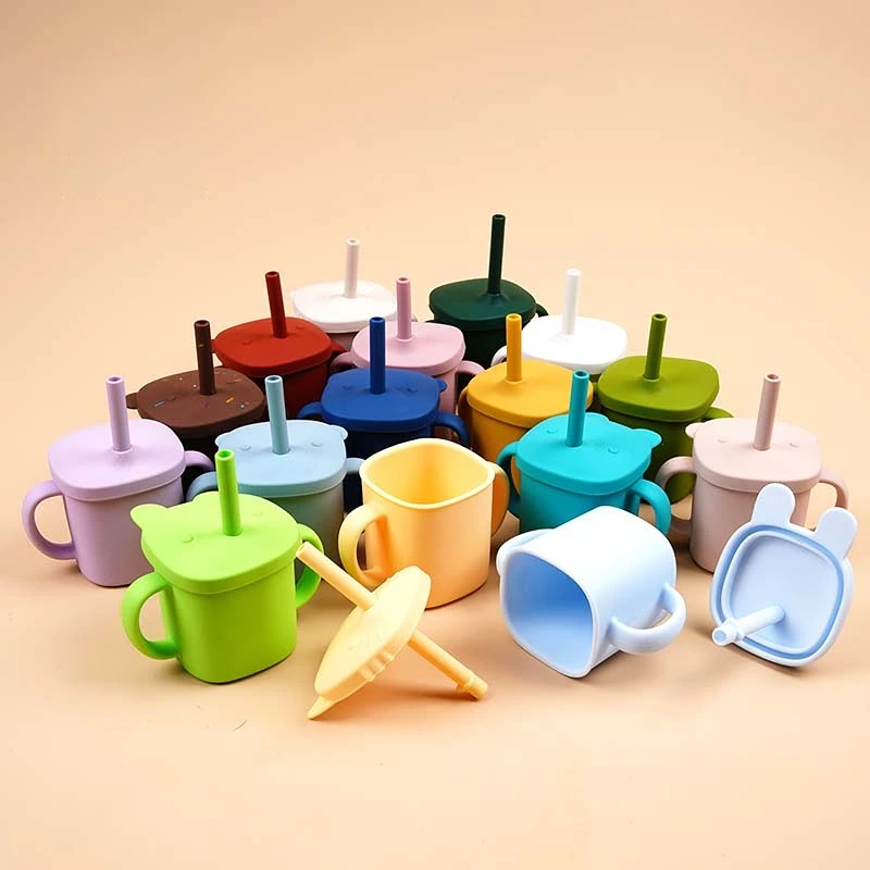 Cup OEM/ODM Soft Reusable Snack Children Lovely Cups Drinking Water Baby Sippy Cup With Straw