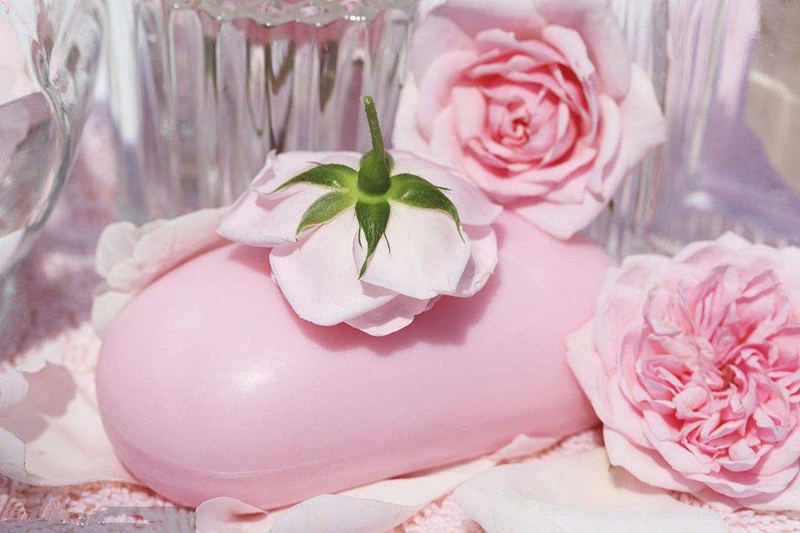 Liquid Flavor Concentrate Essence Rose Fragrance Used for Soap Making