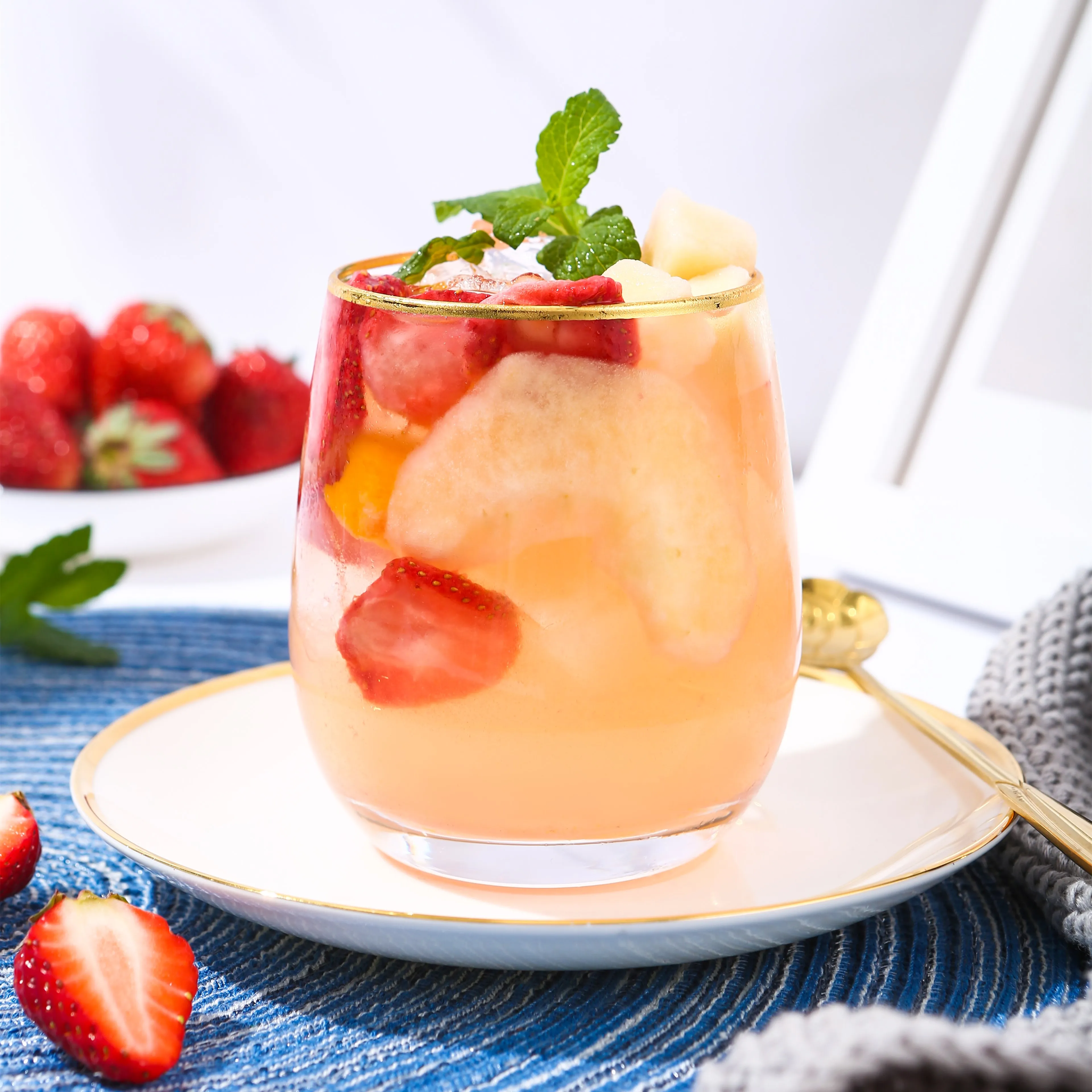 China Supplier 25 Years History Freeze Dried Strawberry Morphology Slice, Granula, Whole And Powder