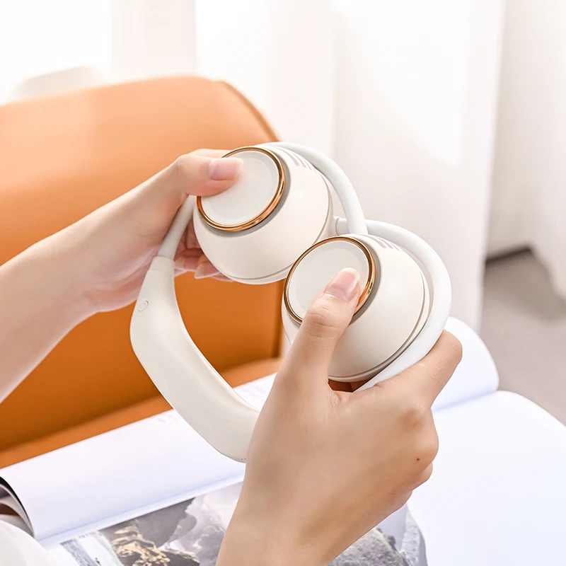 2023 Newest air cooling USB rechargeable fashion soport mini personal portable hanging bladeless 1200mAh battery cooler neck fan