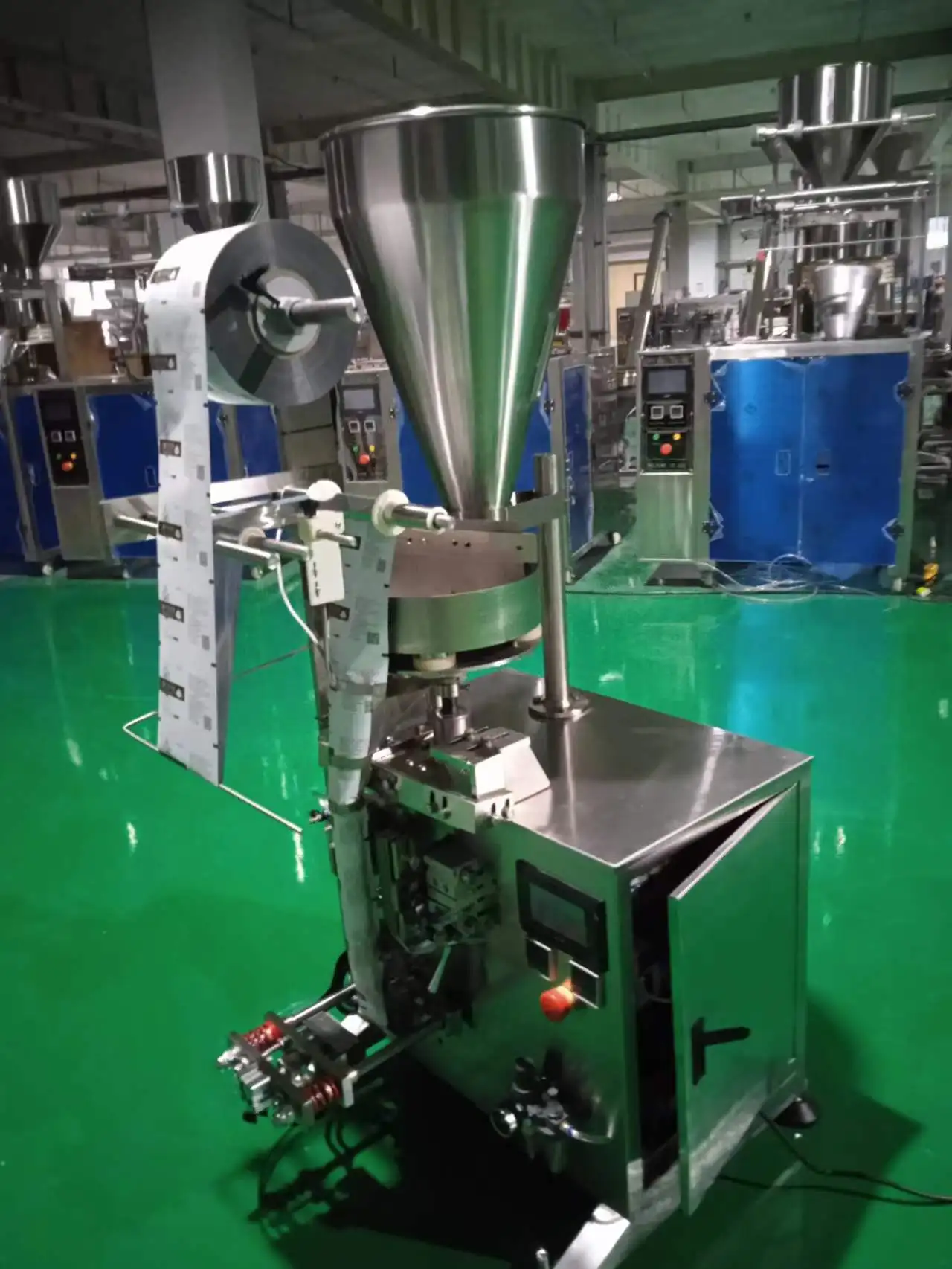 Factory price white sugar salt small automatic sachets filling packing packaging machine for granule