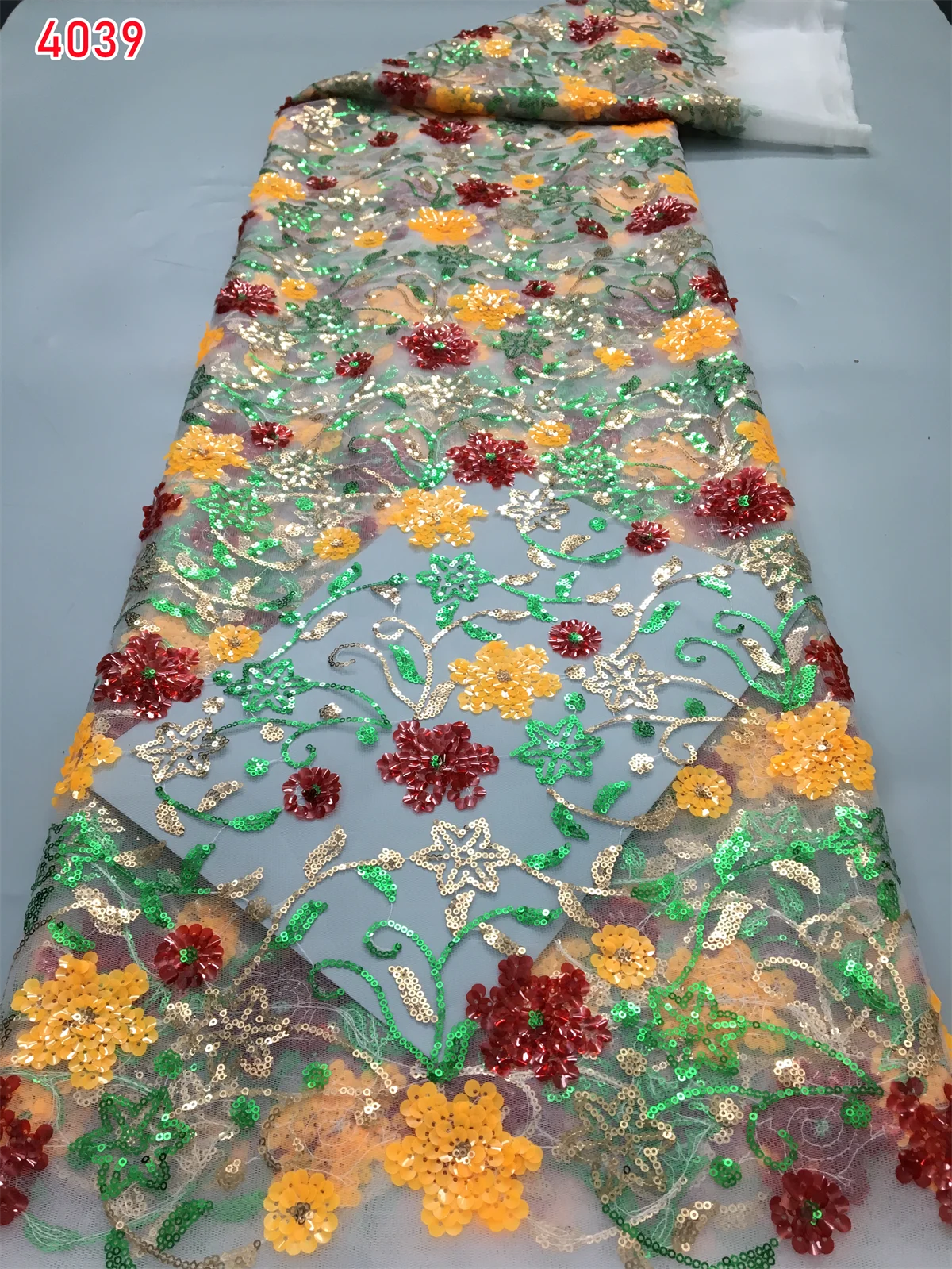 4039 Hot Sale German Fancy Embroidery Tulle Fabric Design Floral Plants Embroidered Polyester Mesh Tulle Fabric for Veil