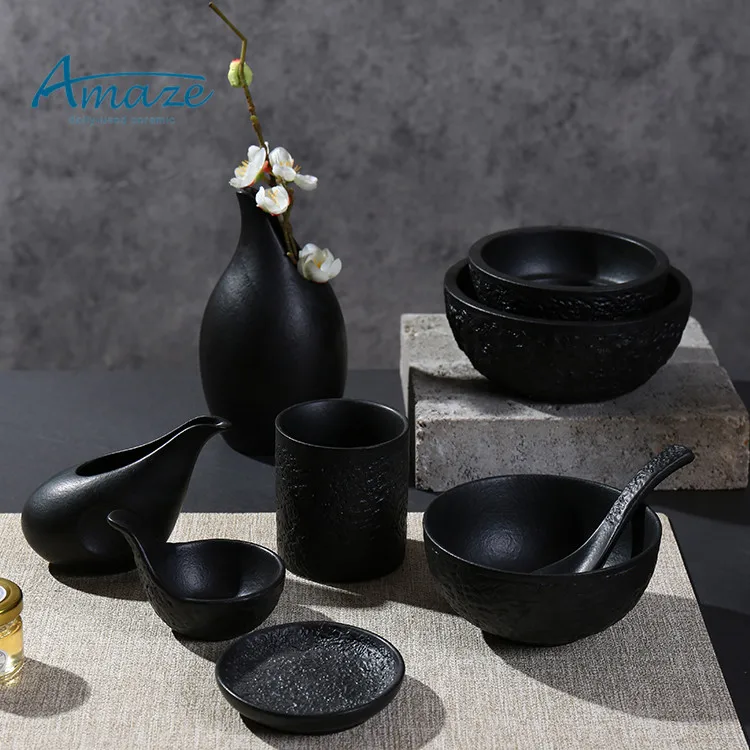Fine quality restaurant minimalistic catering custom logo porcelain dinner table set matte black ceramic dinnerware