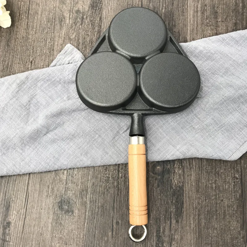 3 In 1 Holes Egg Frying Pan Flat-bottomed Omelette Pan 3 or 4 holes Bacon Cooker Barbecue Medical Stone Frypan