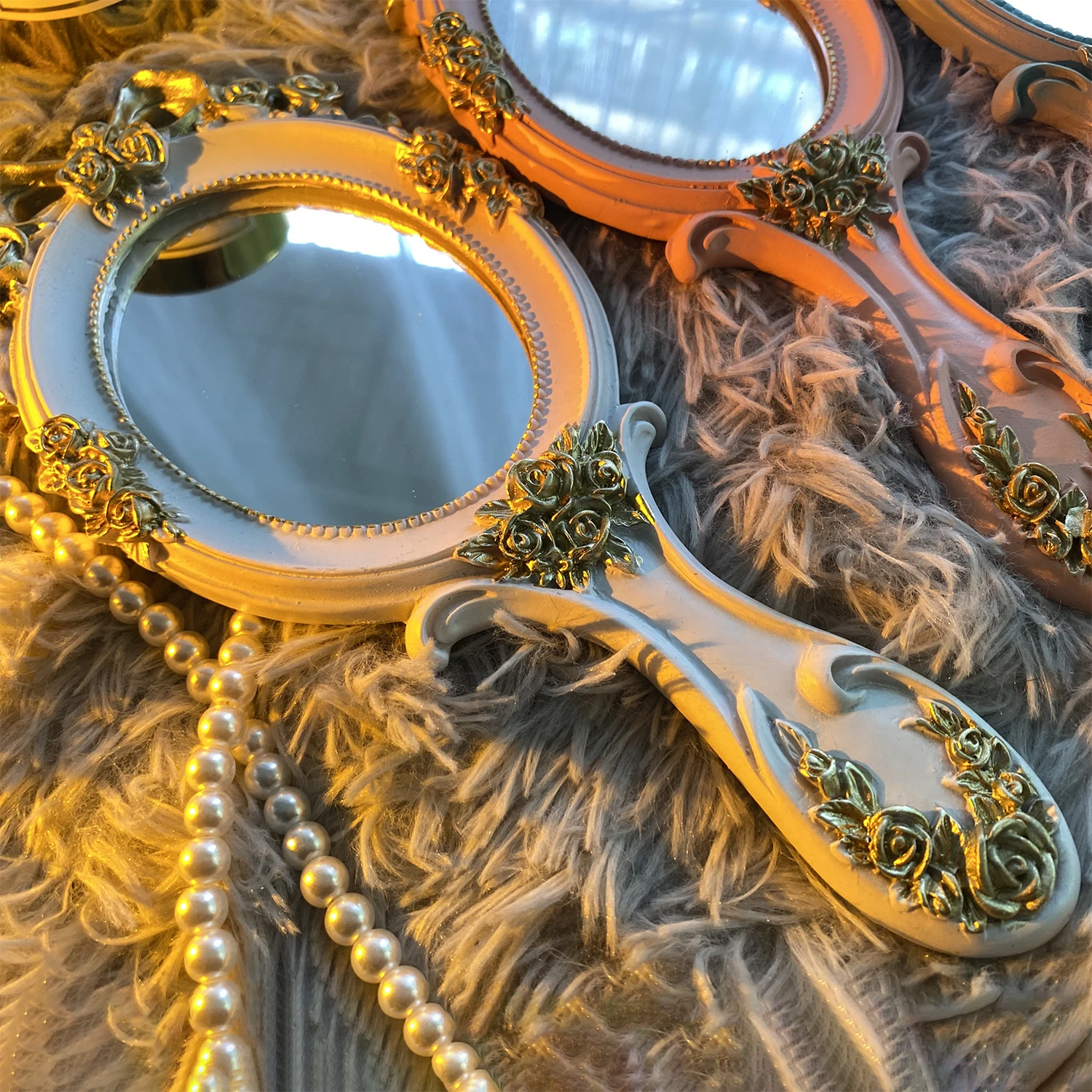 
European Style Vintage Rose Flower Carved Handicraft Rococo Princess Salon Makeup Mirrors 