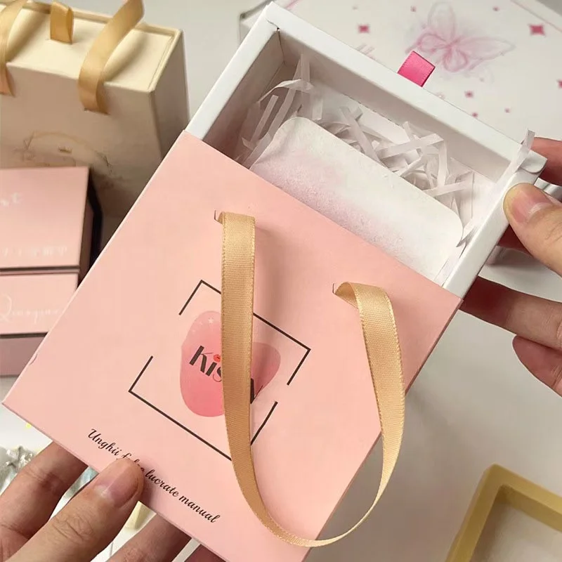 Custom Jewelry Packaging Slider Paper Gift Box with Gold Foil & Stamping Luxury Sliding Drawers Necklaces Printed Handle