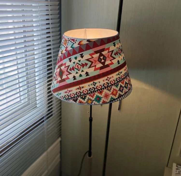 Wholesales China Lighting Factory diameter 22cm Print Fabric Lampshades For Large Table Lamps Lampshades On Stock