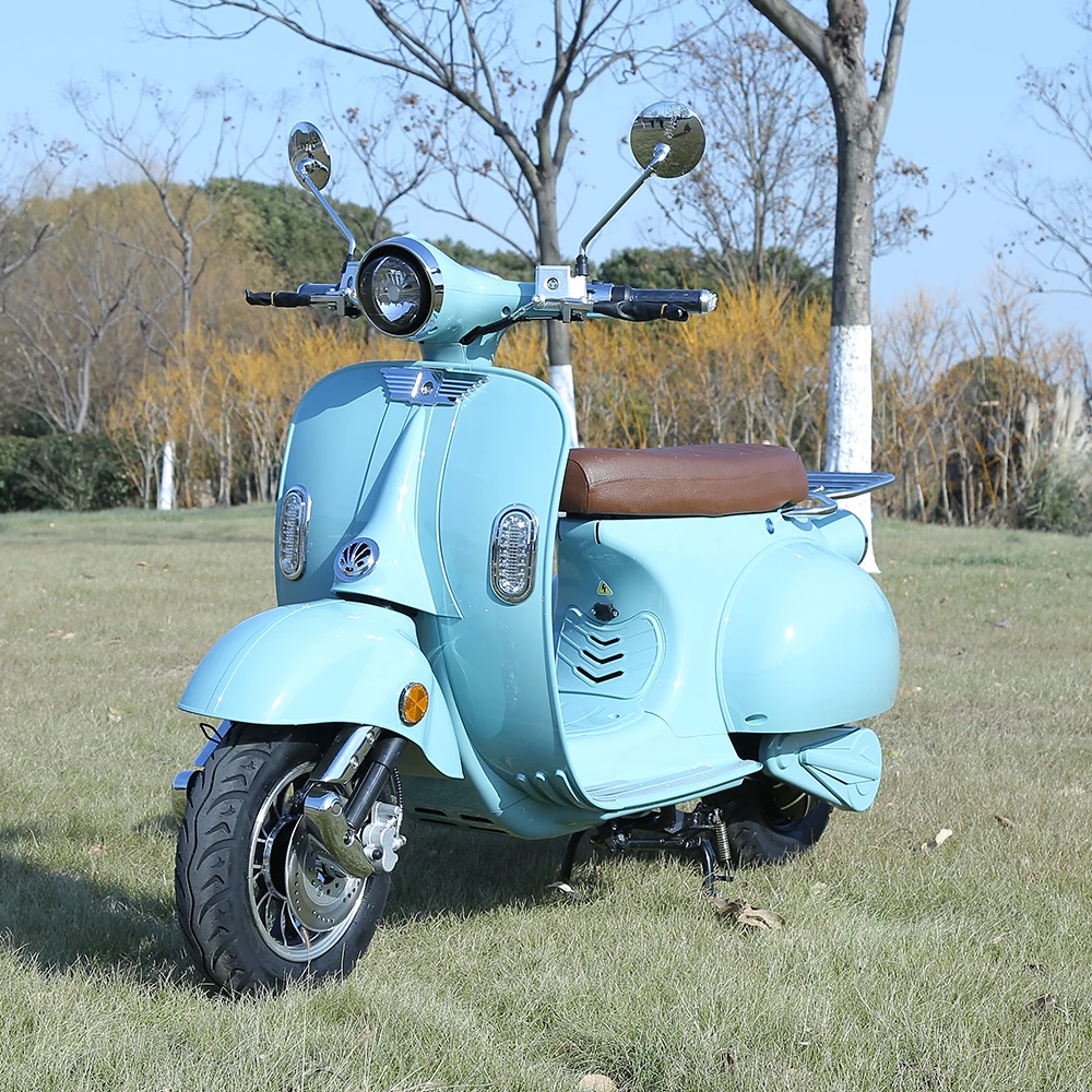 eec 3000W 72V 20Ah 45km/h lithium electric scooters With long driving range