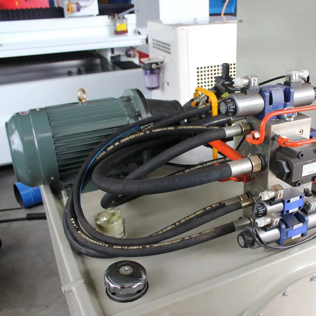 Hydraulic Deep Drawing Press Machine Four Column Metal Plate Punching