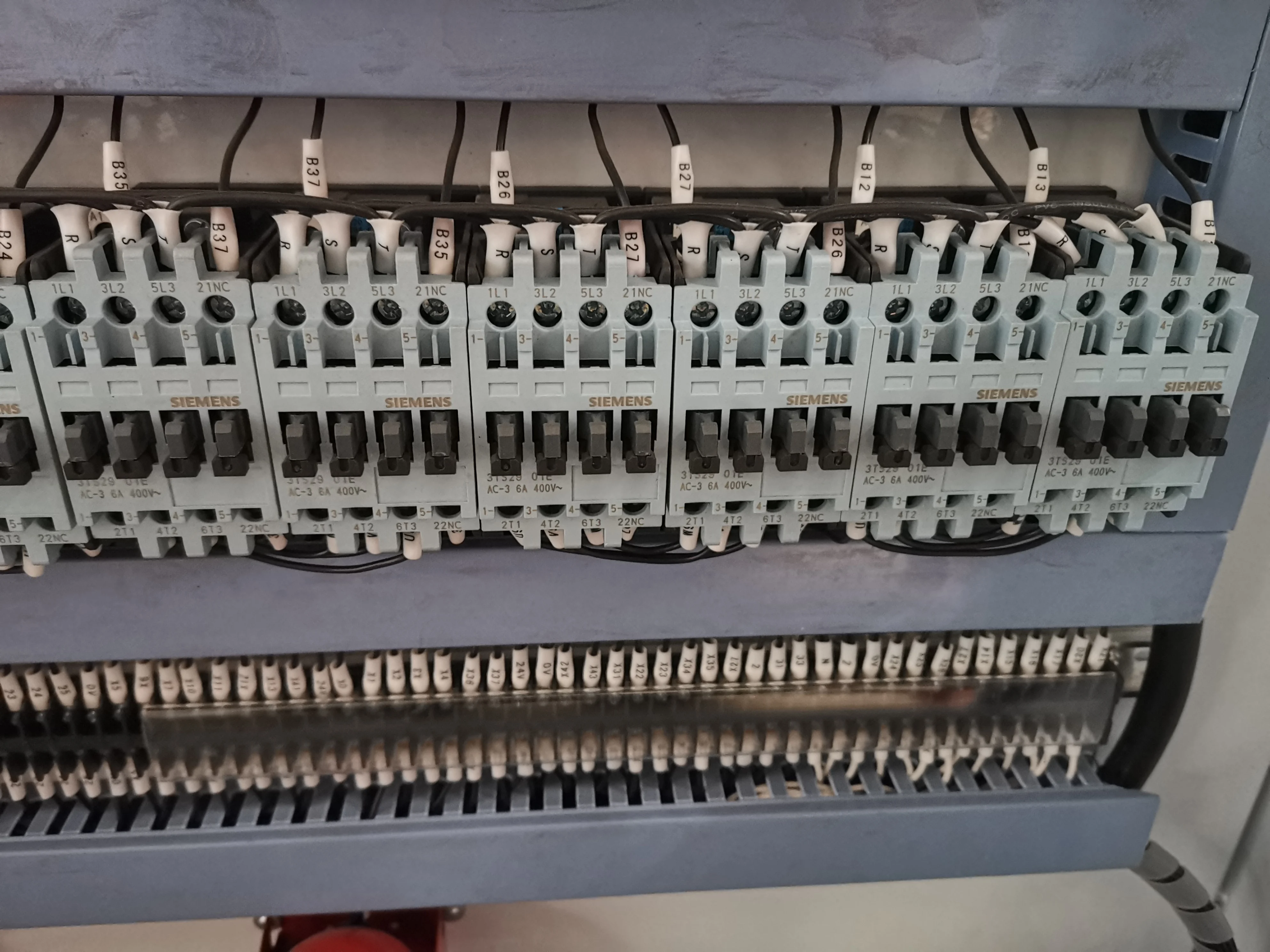 Corrugated carton box automatic folder gluer