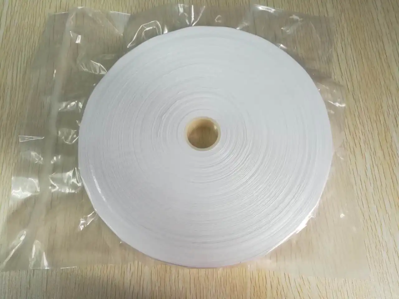 LCD SMT Machine Cleaning 180gsm 10mmX50m Lint Free Wipes Cloth Microfiber Cleanroom Dry Wiper Roll