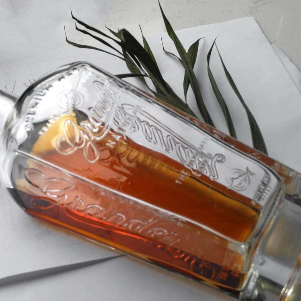 750ml Clear Round Liquor Whisky Spirits Vodka Gin Rum Brandy Glass Bottle Wholesale