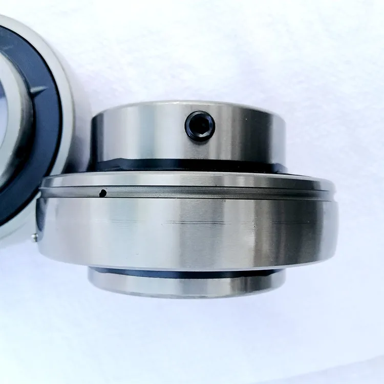 
Agricultural harvester uc208 bearing Supply insert bearing 