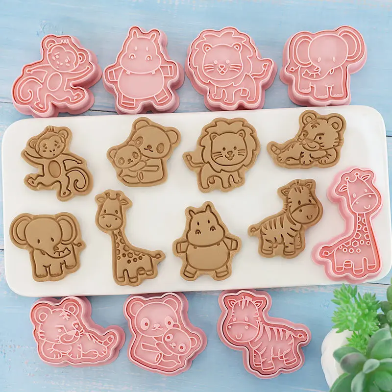 8PCS Cookie Cutters Plastic 3D Animals Dinosaur Cat Dog Fish Cartoon Biscuit Mold