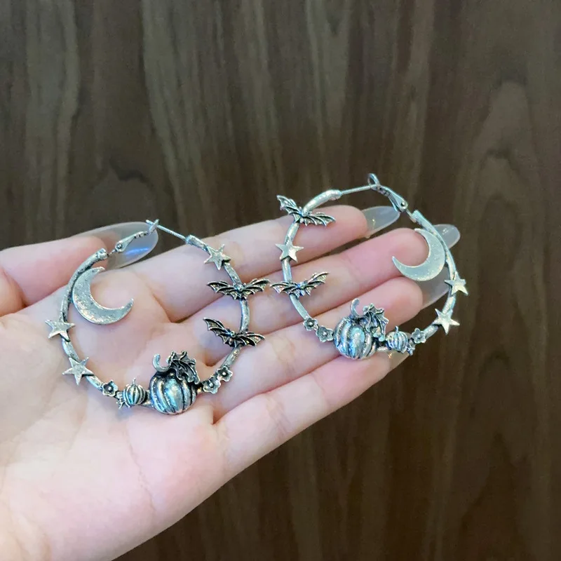 Halloween Cosplay Costume Accessories Halloween Bat Gothic Earring for Women Goth Style Moon Bat Pumpkin Dangling Hoop Earring