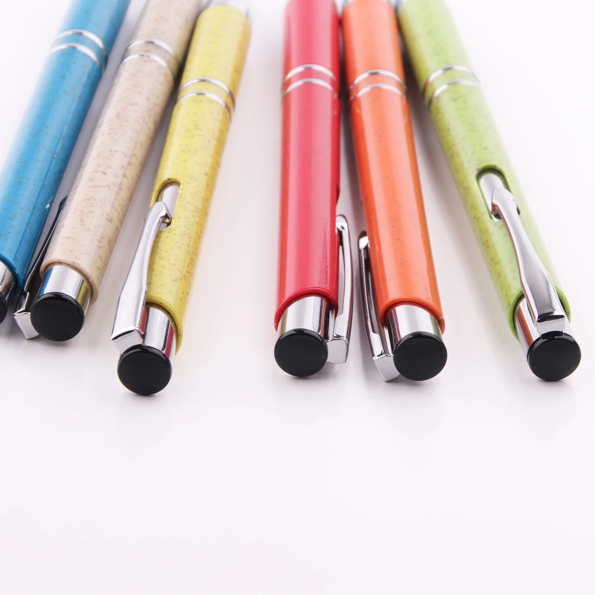 Customized eco friendly pen ball recycle plastic wheat straw pen promotional personalised recycled plastic pen