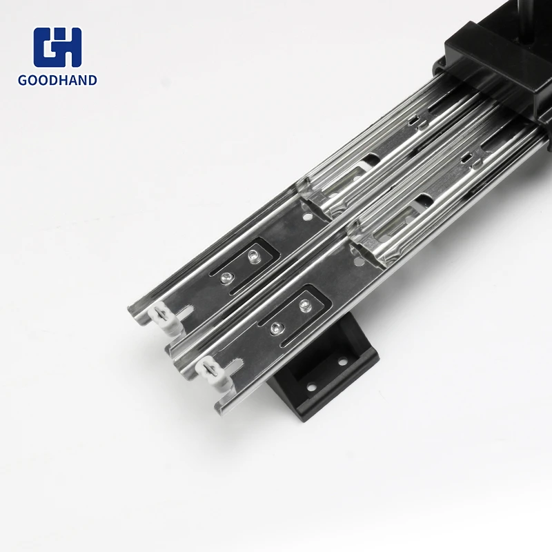 Factory High Quality Wardrobe Accessories Top Mounted Pull Out Wardrobes Clothes Storage Holder Hanging Clothes Hanger