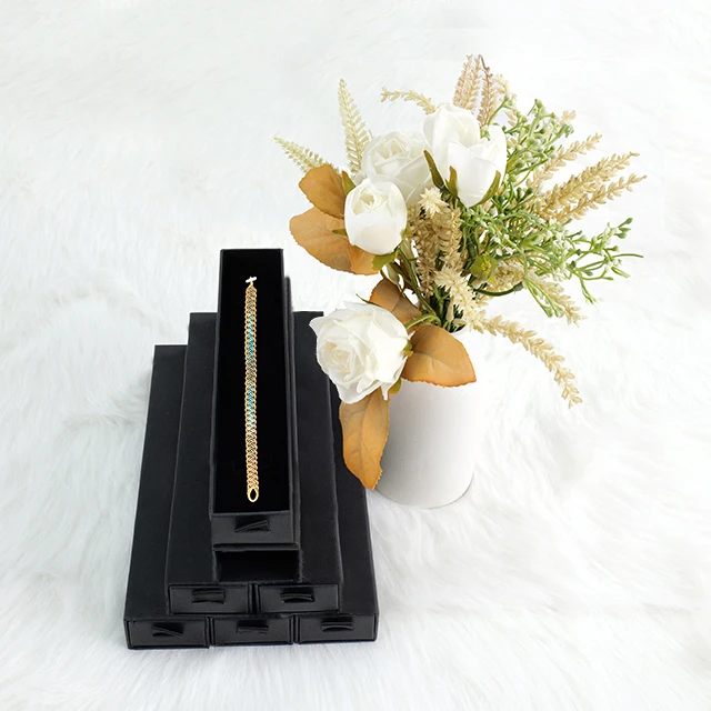 Customized Small Cardboard Gift Jewelry Packaging Boxes