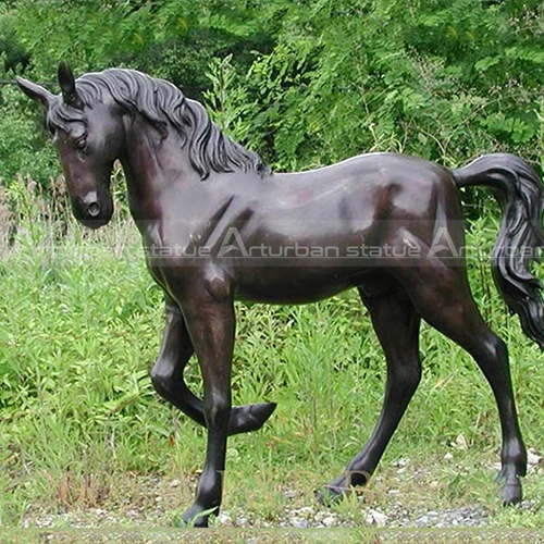 antique metal horse statue City decoration Manufacturer of custom sculpture