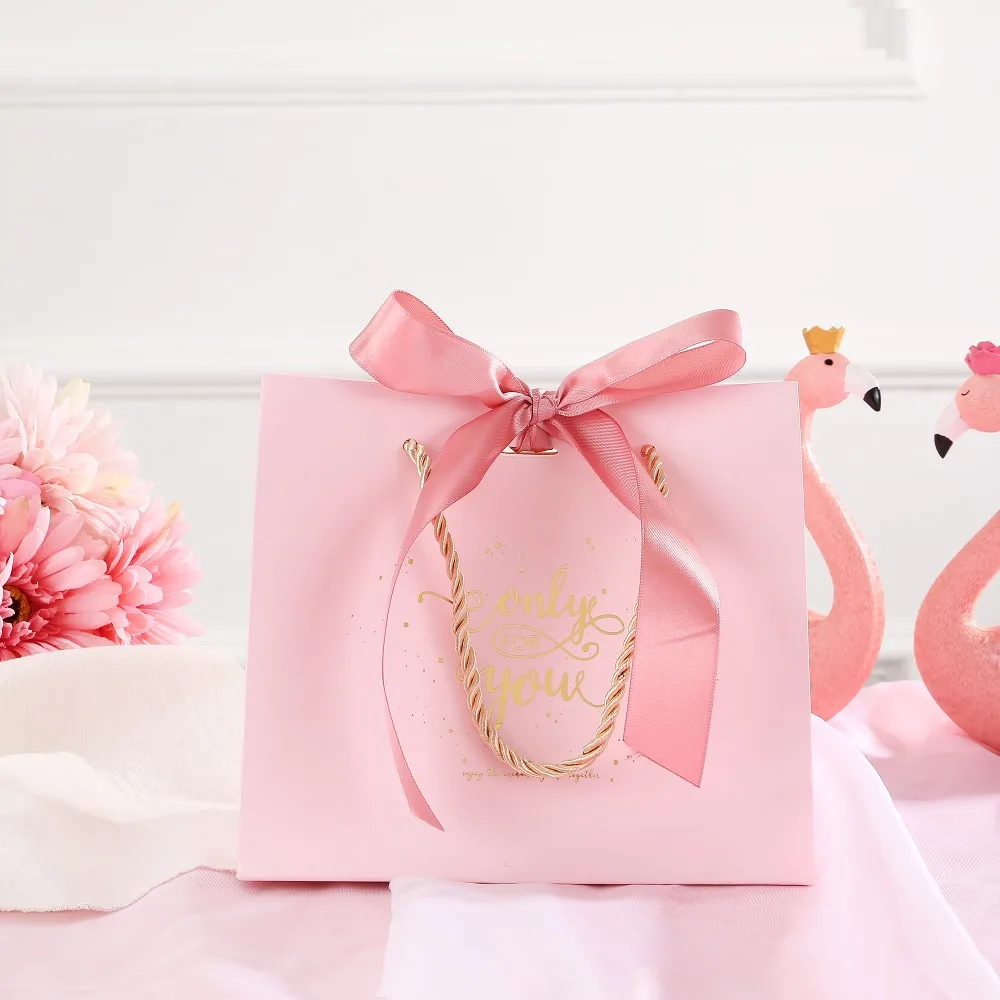 
Wholesale Custom Printed Logo Art Paper Gift Bag Shopping Paper Bag With PP Handles 