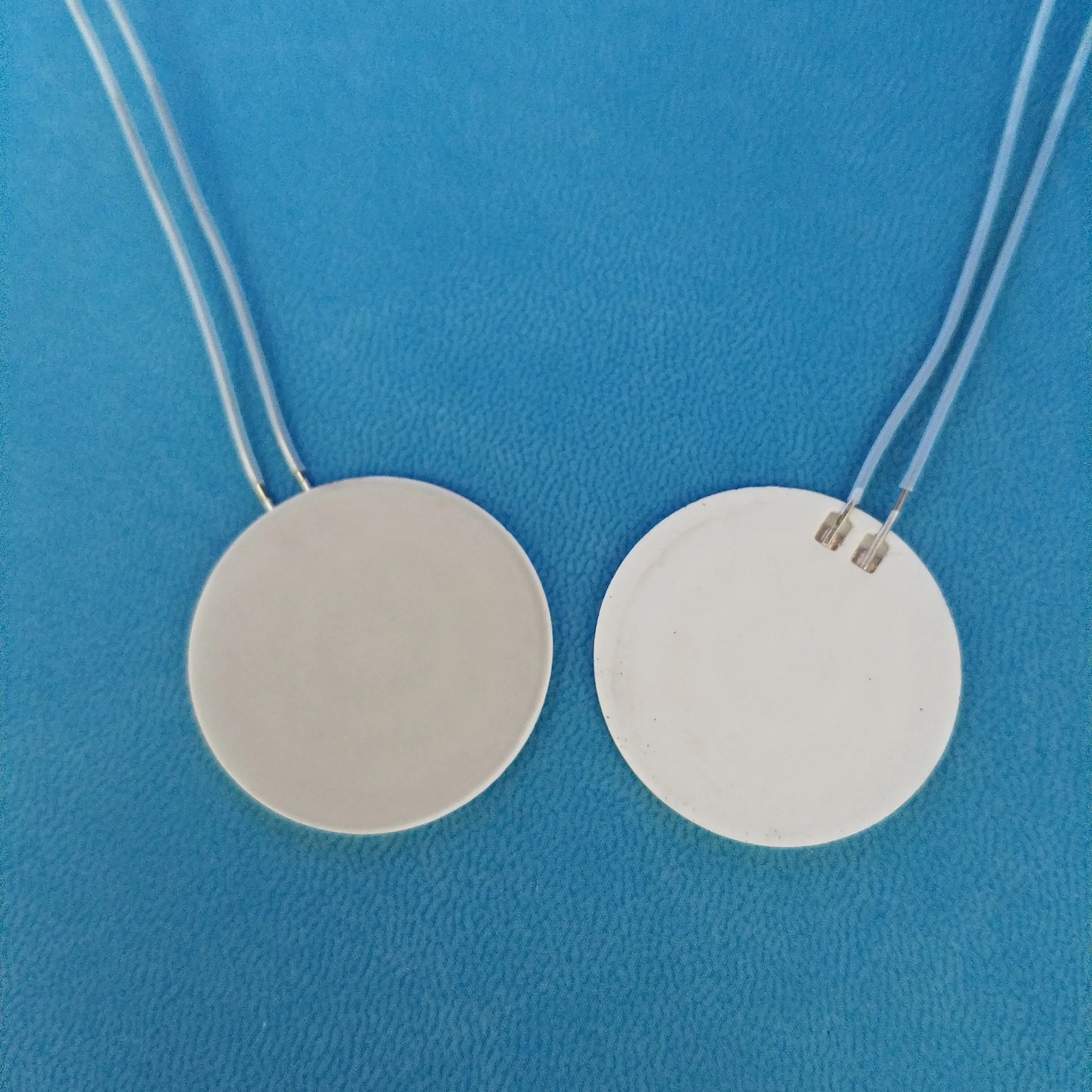 factory sales HTCC  MCH Round flat Disc ceramic heating element Insulated Resistance ceramic heater elements