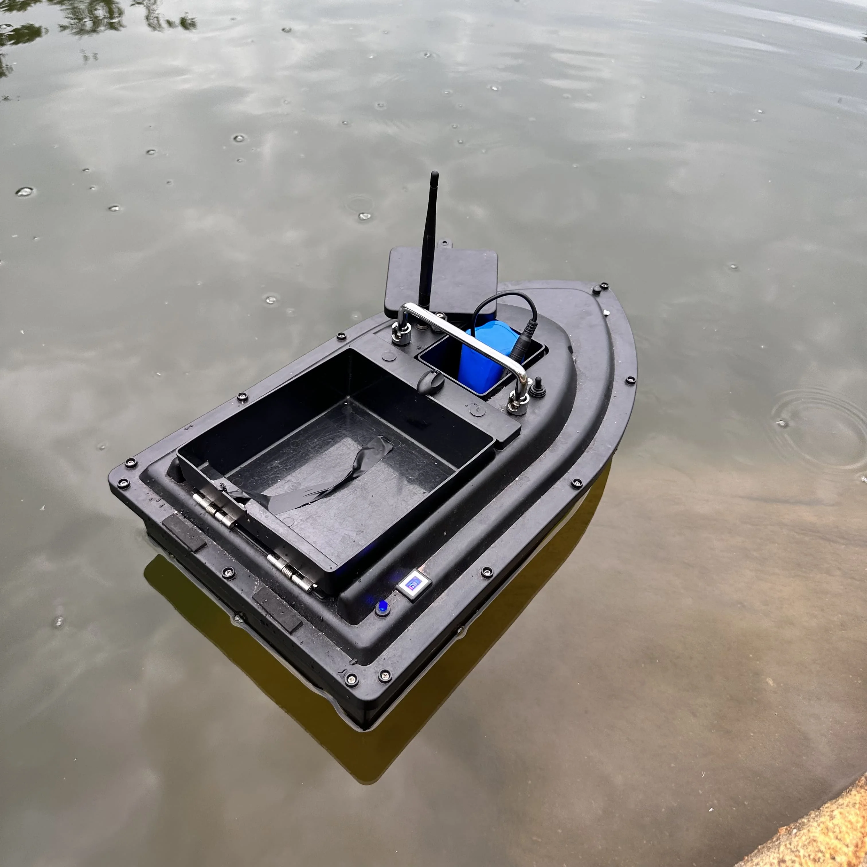 Fishing Bait Boat Gps Sonar Remote Control Bait Boat With Fish Finder Bait Boat With Fish Finder Gps