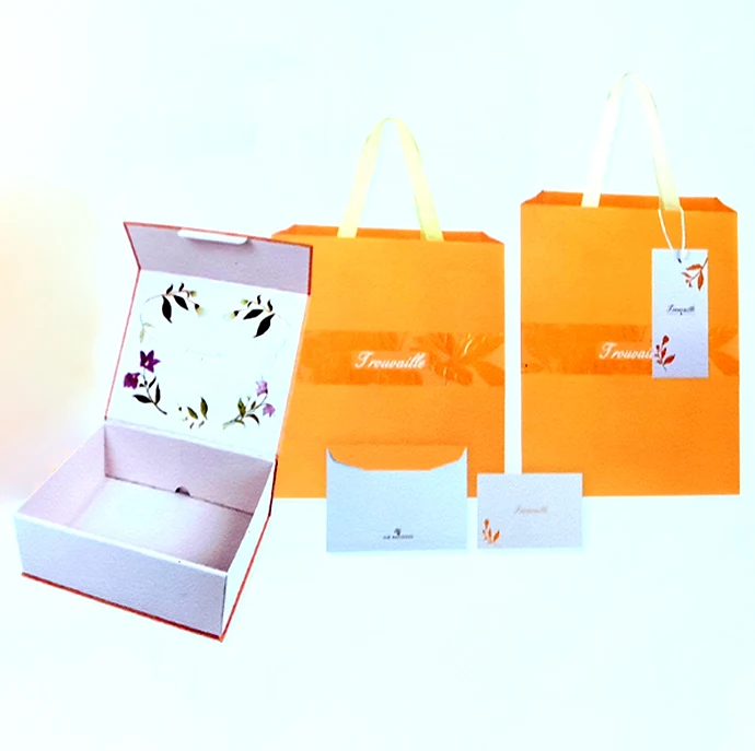 Customized advertising Kraft paper gift packaging Box mailing shipping box paper bag and poster envelope and cards printing