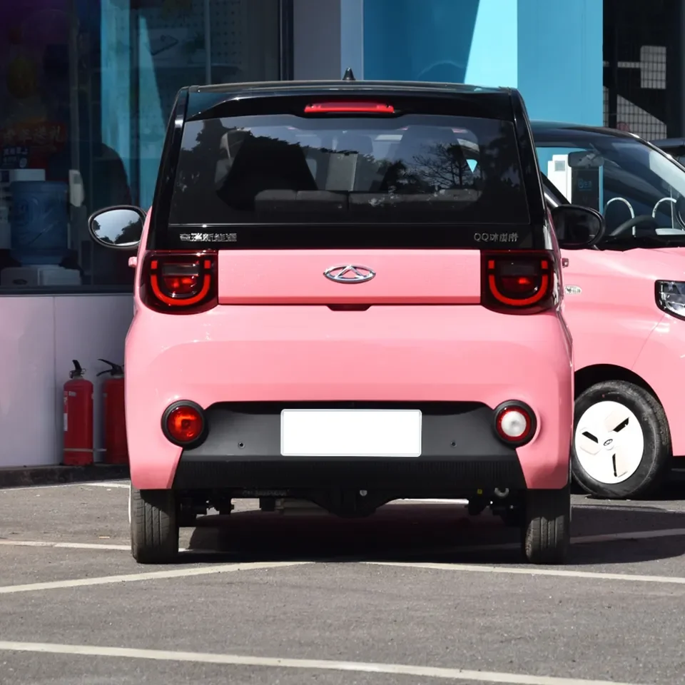 2023 China Ev Chery QQ ice cream 3-door 4-seater Cheapest Ev Car Electric New Energy Vehicles Cars New Energy