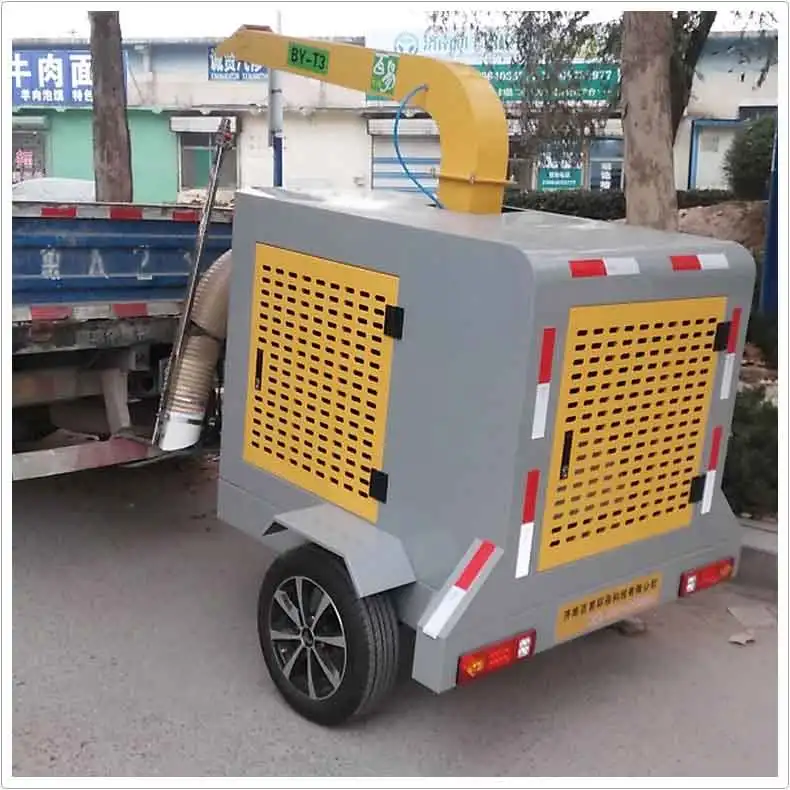 T3 Towable Leaf Collector 18HP Engine 6000m³ Airflow with Dust Reduction Spray, High-Efficiency Vacuum Truck