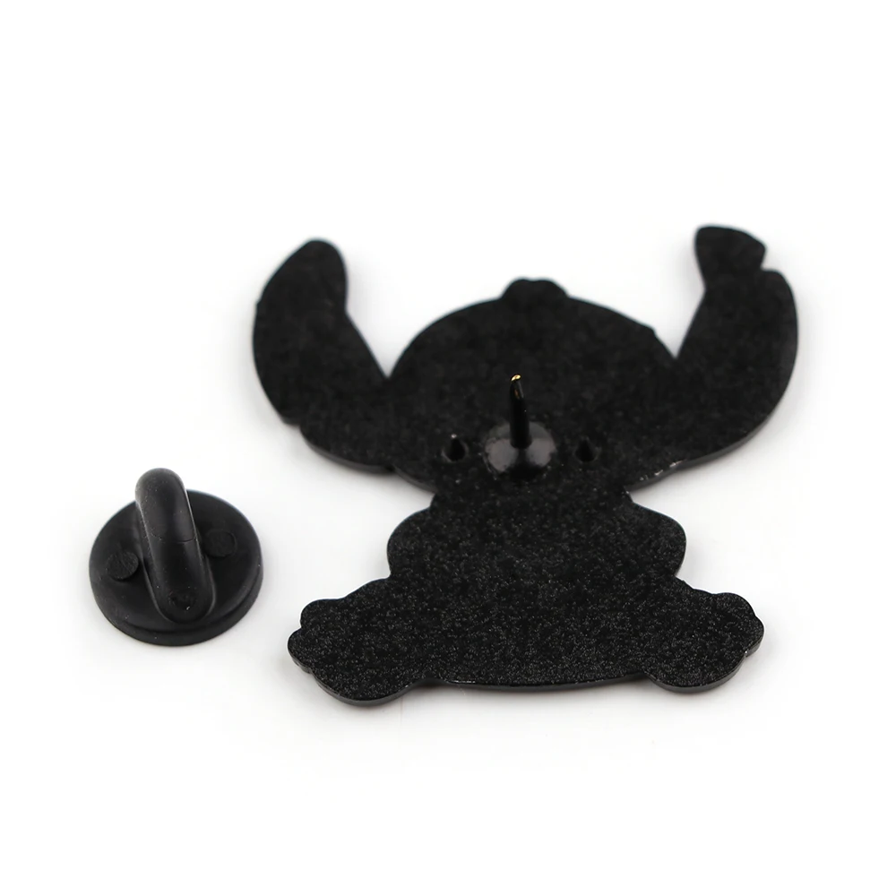 YQ560 Cute Stitch Enamel Pins Blue Alien Monster Brooch Cartoon Icons Badge for Bags Denim Collar Lapel Pin Jewelry Gift