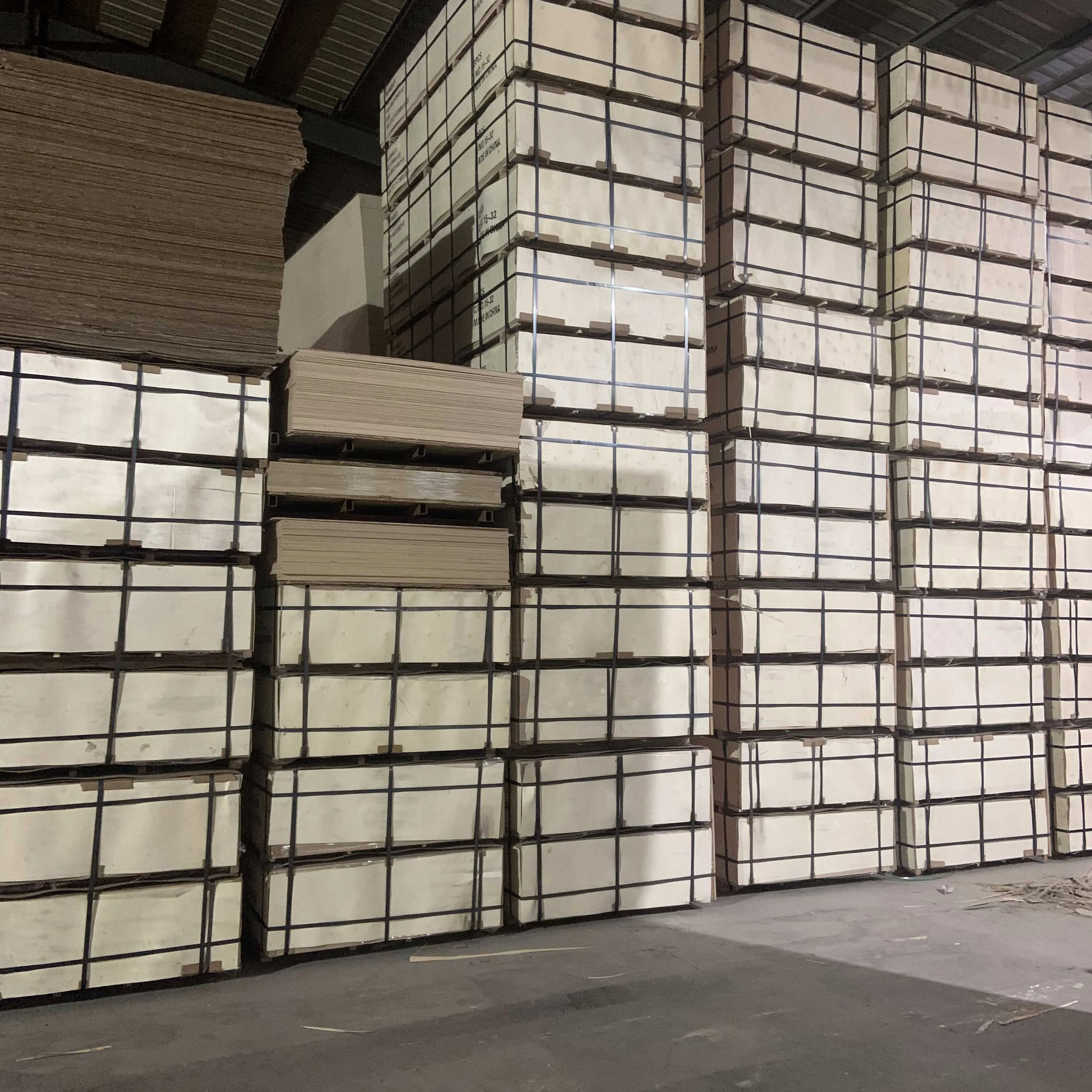 100% Full Birch Plywood Sheet 4x8 12mm WBP Marine Plywood Sheet For Furniture Decor