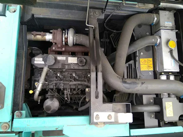 used Japanese 13.5T kobelco SK135 micro excavator kobelco used excavator 13.5ton kobelco sk135 Mini digger for sale