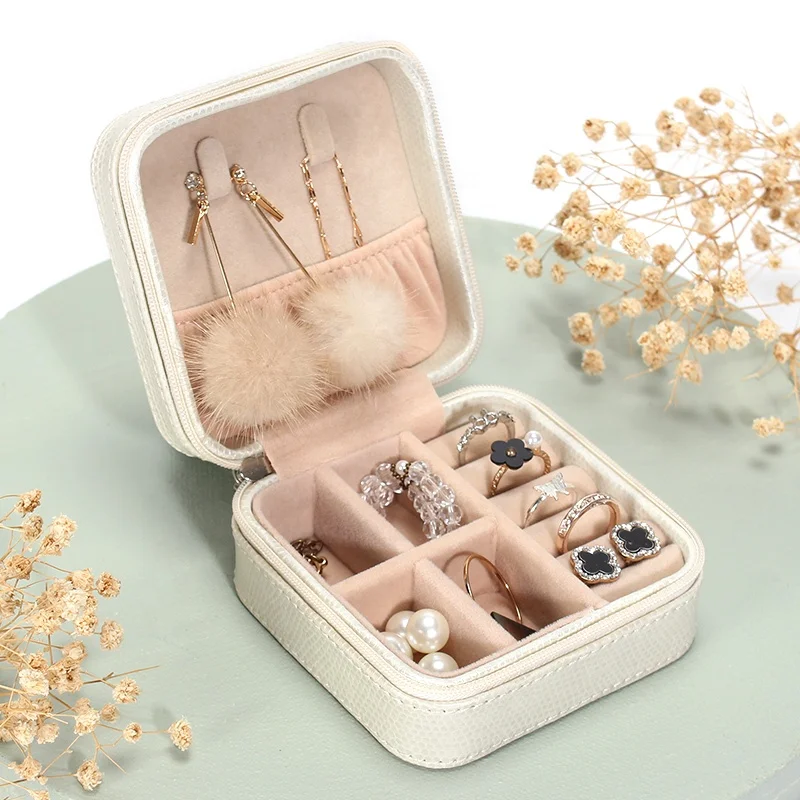 
Custom design color and size small portable travel zipper Leather jewelry case 