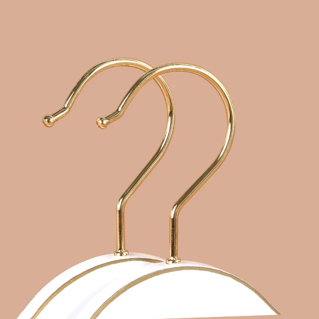 High-End Non-Slip ZARA Style Plastic Coat Rack Hangers White Gold Trim Custom Logo Space-Saving Wardrobe Bathroom Clothes Rack