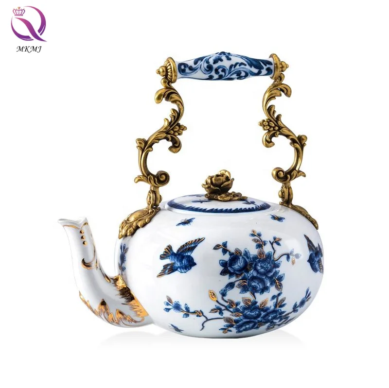 European Afternoon Tea Brass Home Decor Retro Blue and White Porcelain Decorative Teapot Luxury Home Decoration Accessories