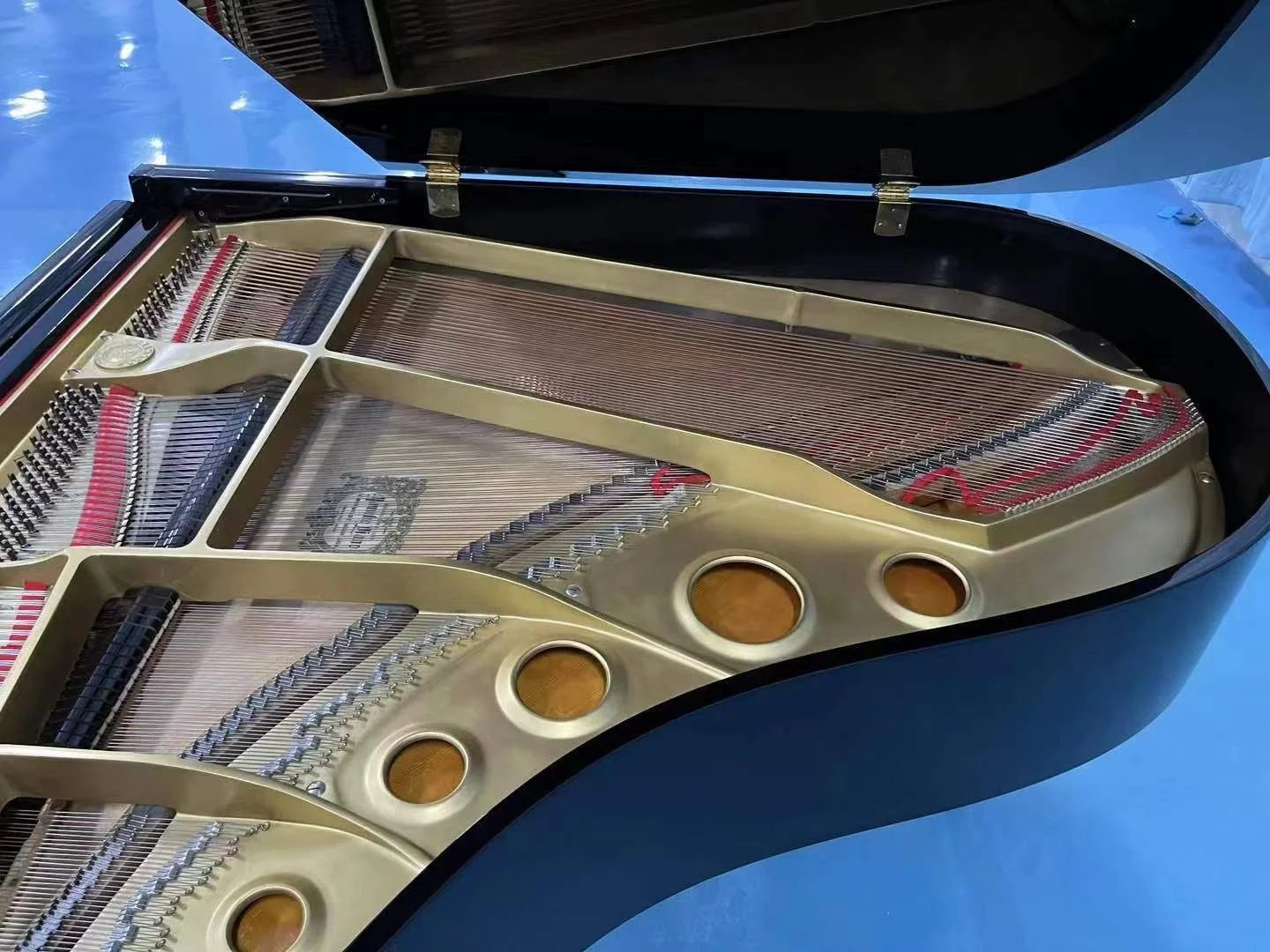 Japanese manufactured by Yamaha home used grand piano professional