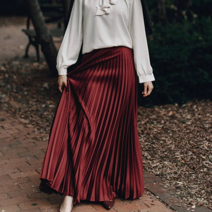 New Design Women Maxi Pleated Skirt