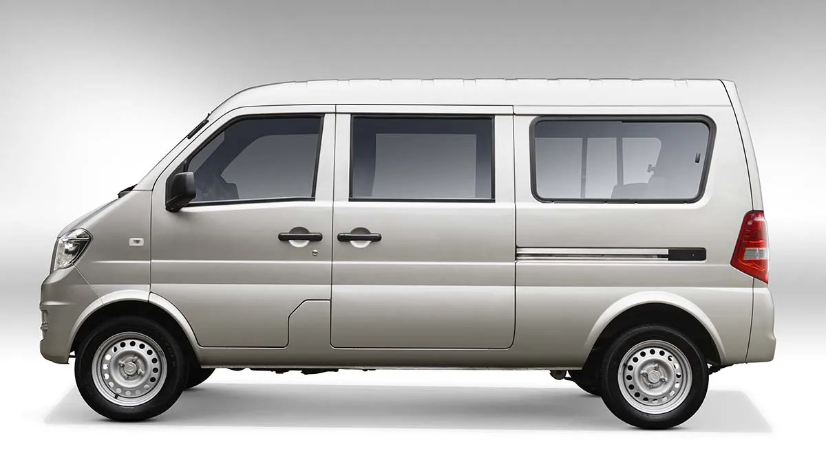 Dongfeng DFSK K07S Left Hand Drive Gasoline Mini Van Passenger Van 7 Seats 1.3 L High Power Version Basic Type in Stock
