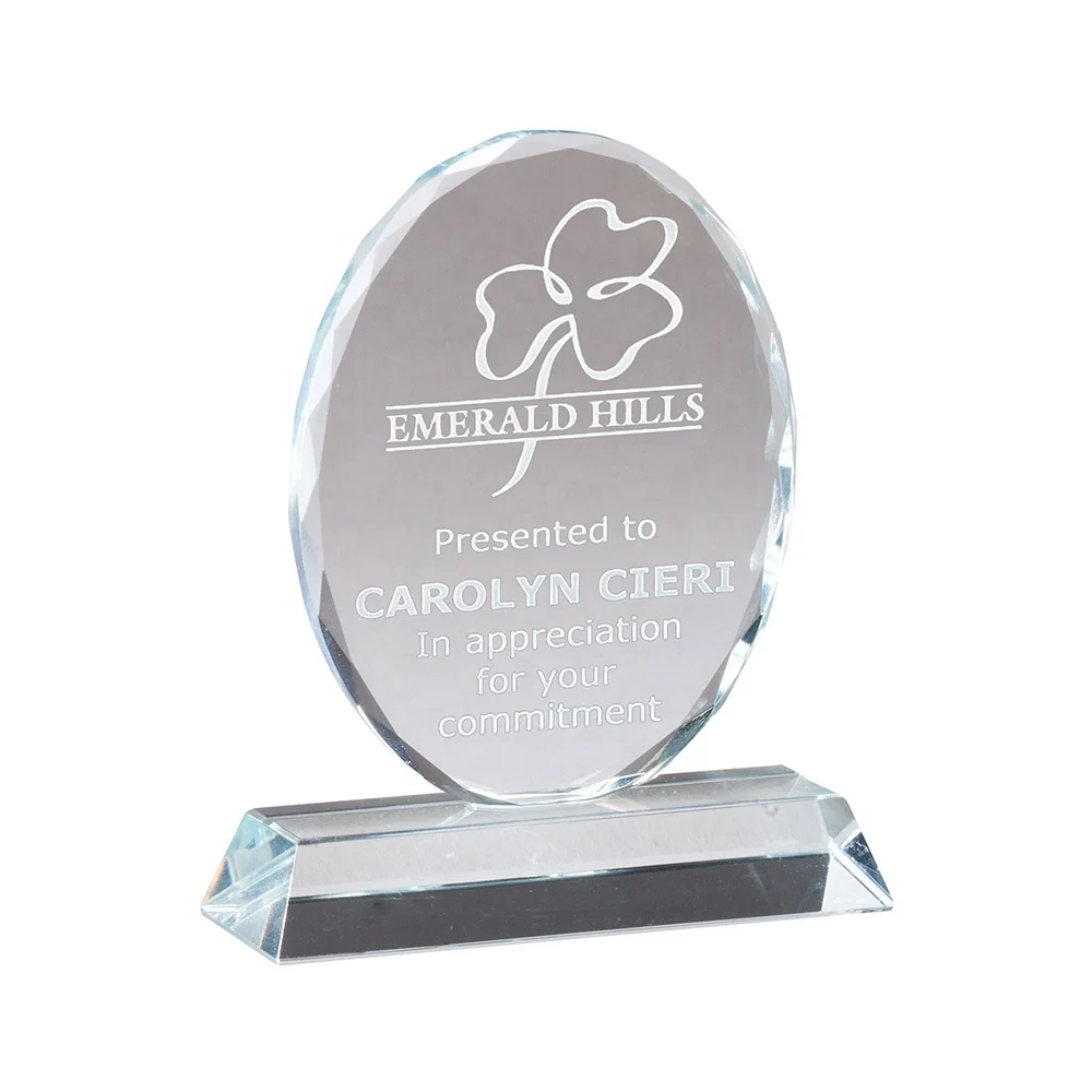 Best Gift of Employees Crystal Glass Trophy Innovative Promotional Gifts Cricket Running Sports Winner Cristal Trophies