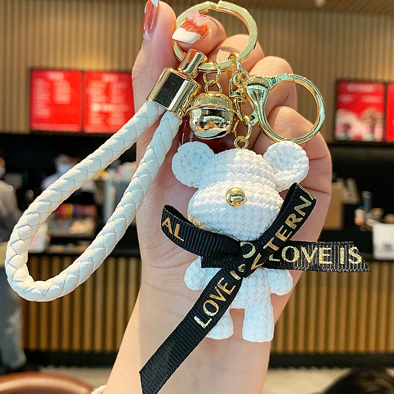 Hot Sale Car Accessories Keychains Gift Cool Metal Key Chains Bags Pendant Cute Bear Keychains
