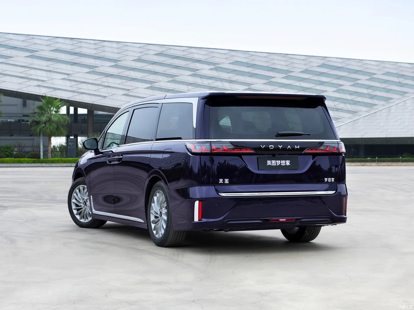 Voyah dreamer hybrid Lantu dreamer 2022 MPV extended electric car EV PHEV new energy vehicles new cars 4 seats 7 seats