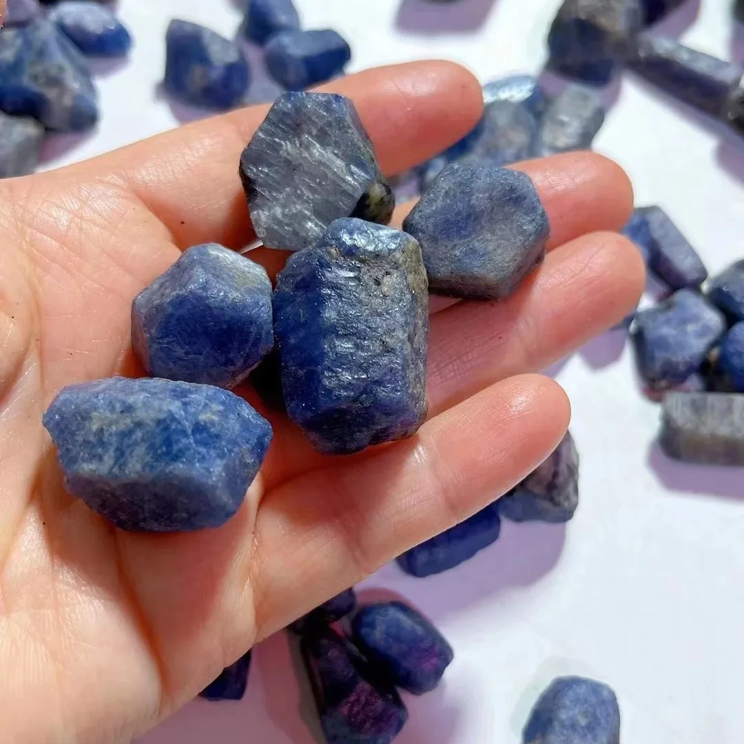 Wholesale natural crystal healing semi precious gemstone rough uncut blue corundum for jewelry making