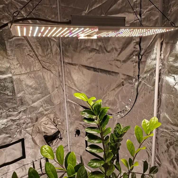 220W LED Grow Light with Samsung Full Spectrum Red 660nm IR 730nm UV Leds App Controlled for Indoor Garden Veg and Bloom