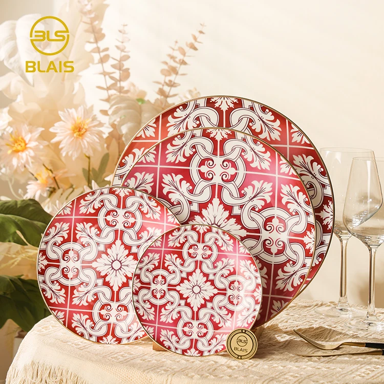 Red Turkey design pattern ceramic plates porcelain dinner sets with gold rim , fine bone china dinnerware for wedding tablescape