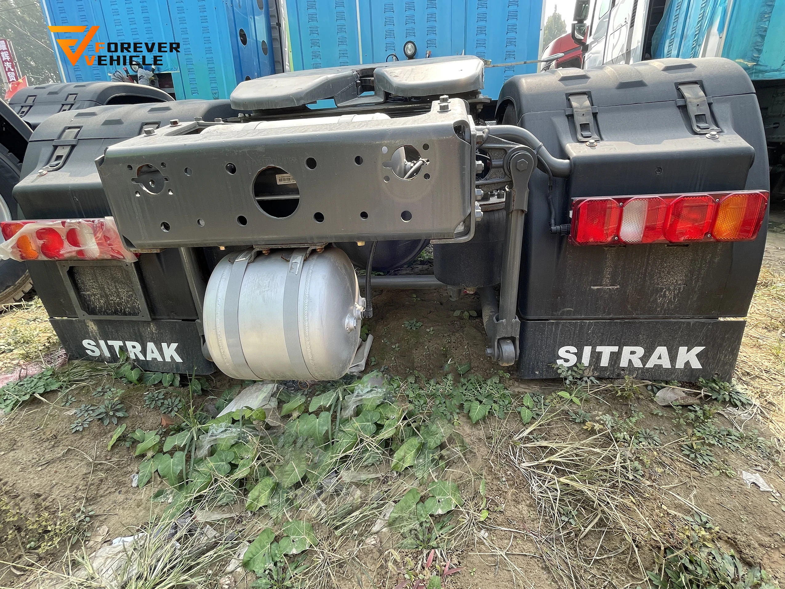 Professional Sinotruk Truck Tractor 6X4 Sitrak C7H Trailer For Tractors CNG