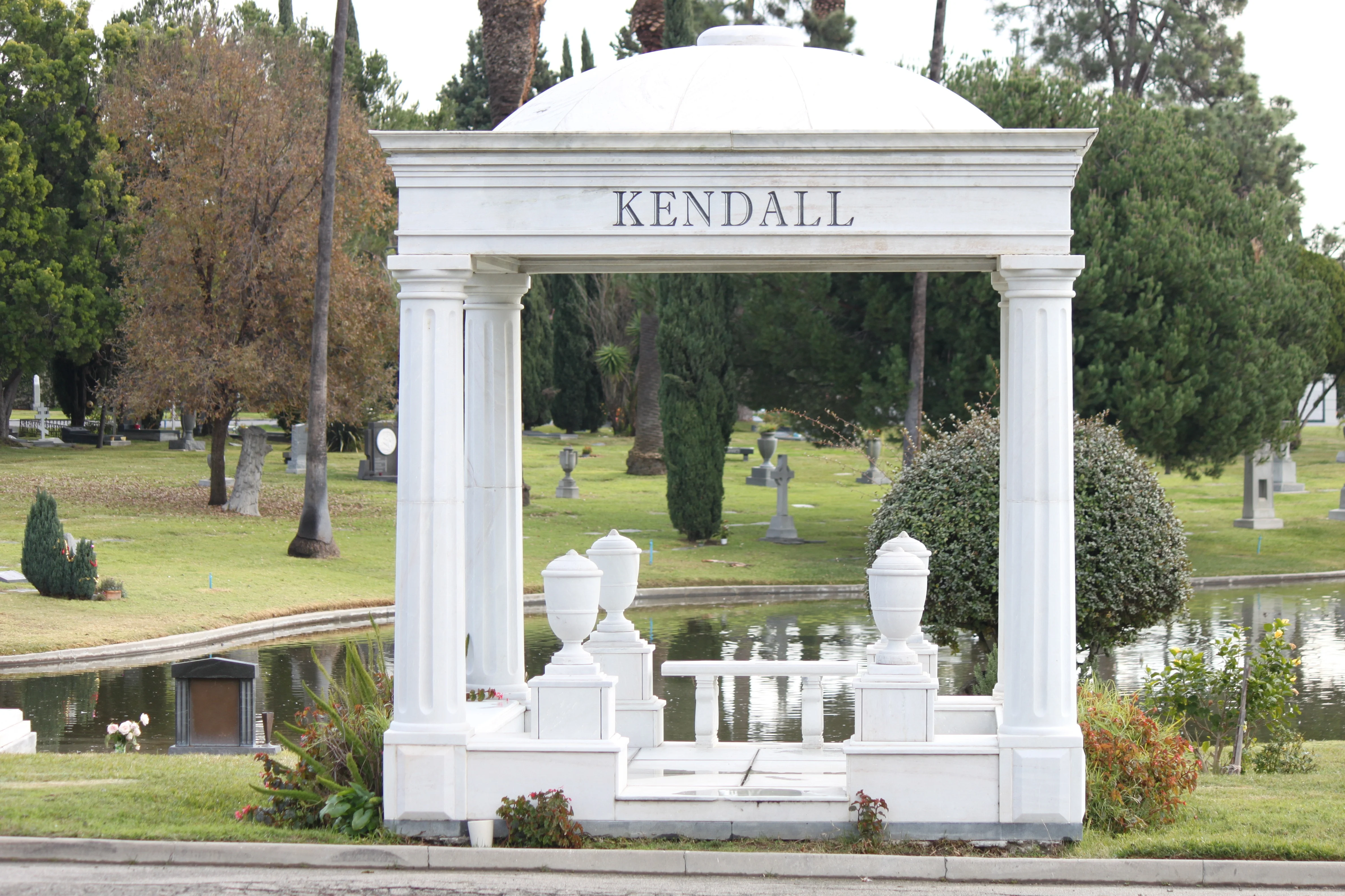 Уникальный дизайн китайский белый мраморный камень надгробие с