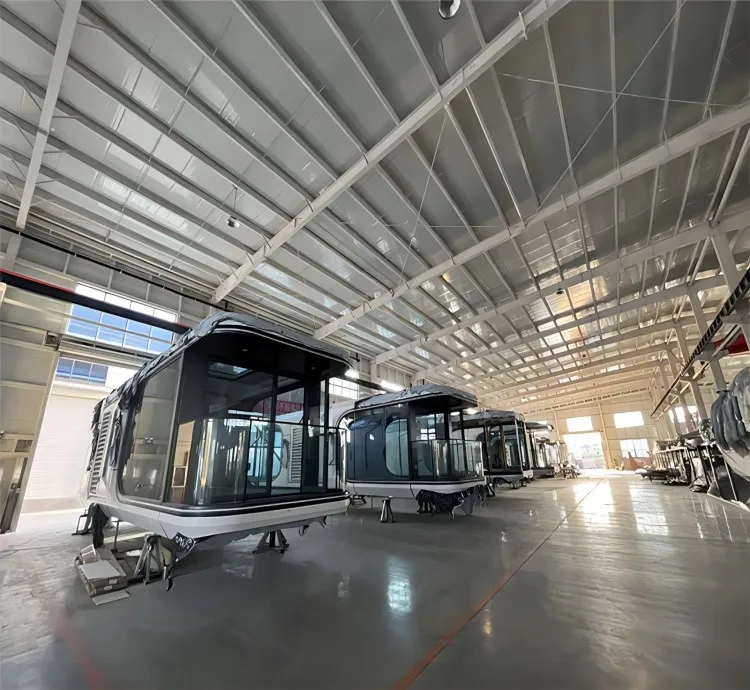 High Quality Chinese Manufacturer Space capsule Living House With bathroom