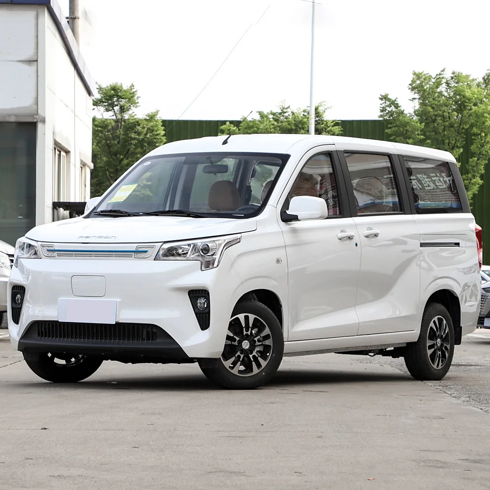 Китайский автомобиль микроавтобус